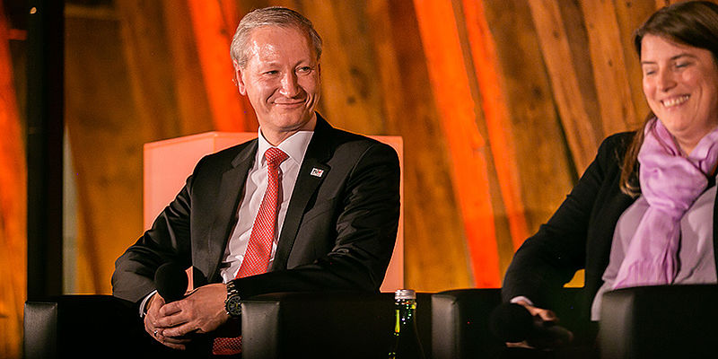 Innovation Talk beim TÜV AUSTRIA Wissenschaftspreis 2019: Die Aufgabenstellungen der jungen Technikerinnen und Techniker und Beispiele aus der Unternehmenspraxis beeindruckten den Initiator des Wissenschaftspreises, TÜV AUSTRIA-CEO Stefan Haas: „Der Zuspruch beim diesjährigen TÜV AUSTRIA Wissenschaftspreis bestätigt einmal mehr, dass unsere Next Generation bereits heute die Zukunft gestaltet und Österreichs Industrie die Innovation als wesentlichen Bestandteil ihrer Strategie verankert hat. Ich darf daher den diesjährigen TÜV AUSTRIA Wissenschaftspreisträgern sehr herzlich gratulieren, mich aber auch und bei allen Bewerberinnen und Bewerbern für ihr wichtiges Engagement, vorauszudenken und neue Wege zu gehen, bedanken.“ (C) TÜV AUSTRIA, Saskia Jonasch