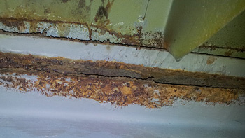 TÜV AUSTRIA records defects in elevators: Corrosion on load-bearing parts