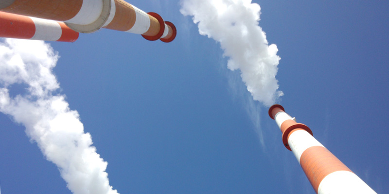 Kooperation von Umweltbundesamt und TÜV AUSTRIA, Die Zusammenarbeit der beiden ExpertInnen-Einrichtungen umfasst die Probenahme und Messung möglicher Emissionsquellen von Dioxinen, PCB und PAK. (C) Kami Izumi, Fotolia.